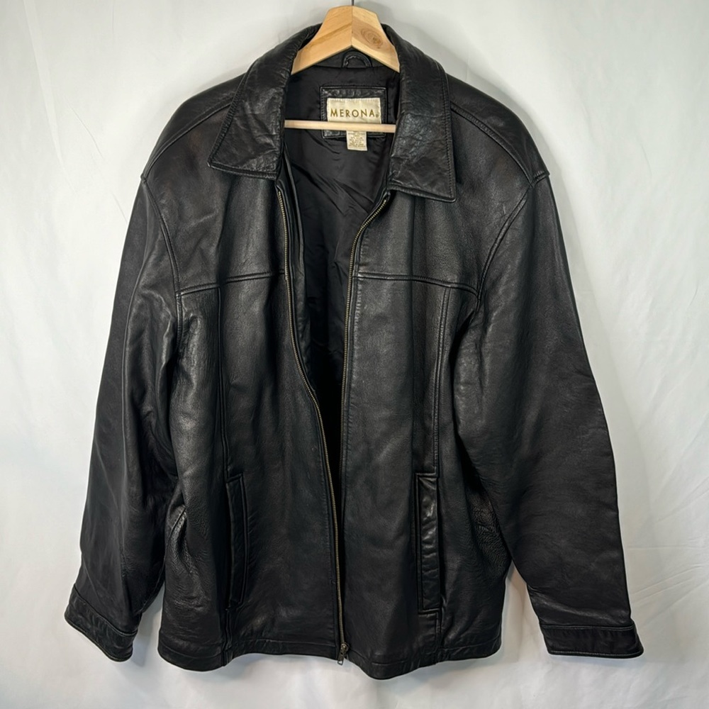 Vintage Black Leather Bomber Jacket